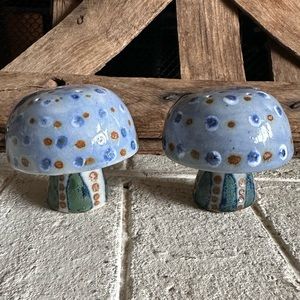 Vintage Ceramic Mushroom Salt & Pepper Shaker (#46)